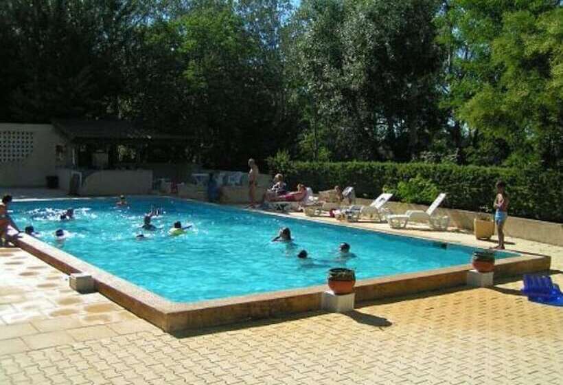 בית מלון כפרי Camping Fontenelle