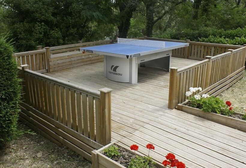 בית מלון כפרי Camping Fontenelle