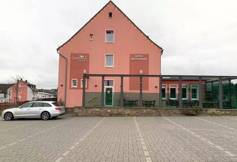 Hotelli Gasthaus Am Flughafen