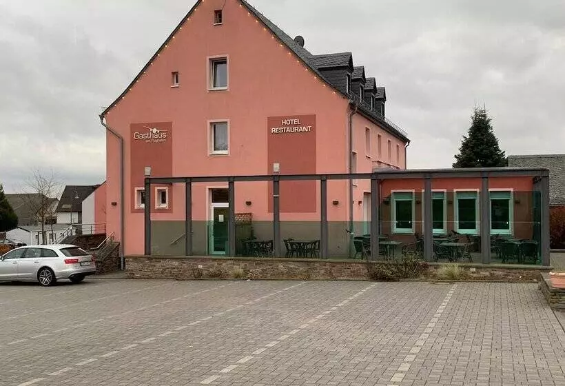 Hotelli Gasthaus Am Flughafen