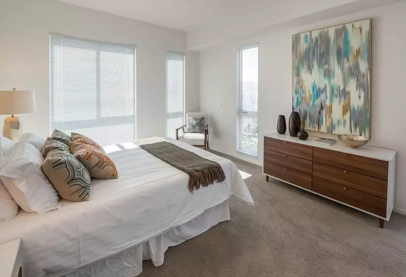 هتل Marina Del Rey Privilege