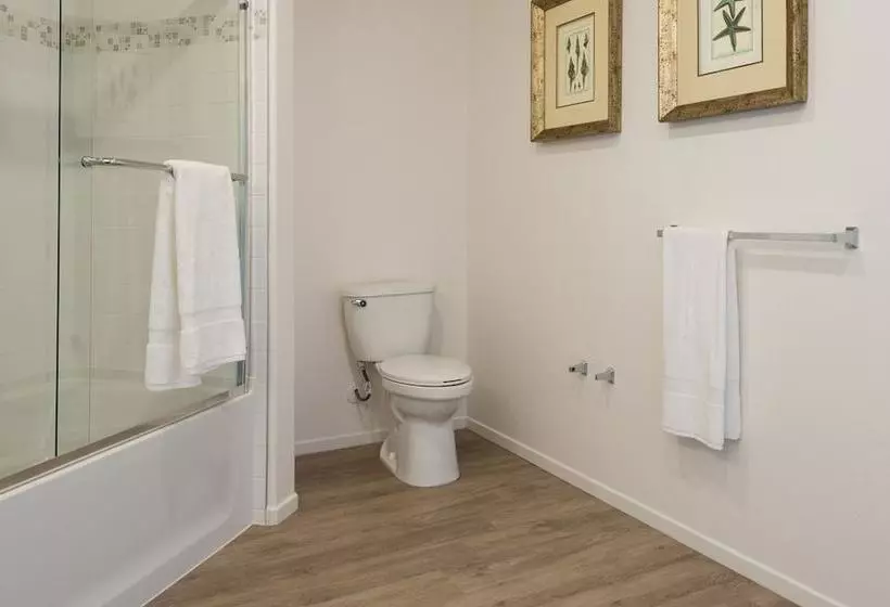 هتل Marina Del Rey Privilege