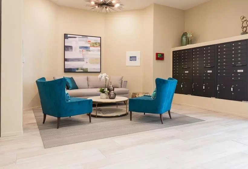 هتل Marina Del Rey Privilege