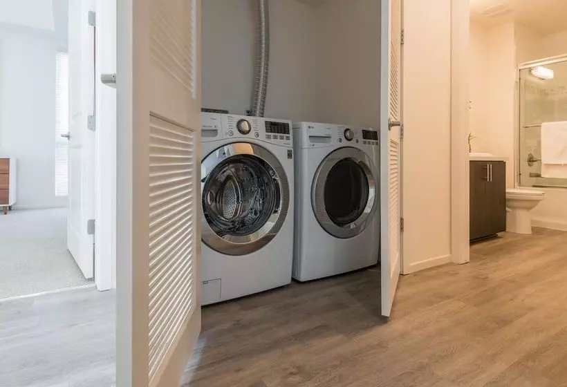 هتل Marina Del Rey Privilege