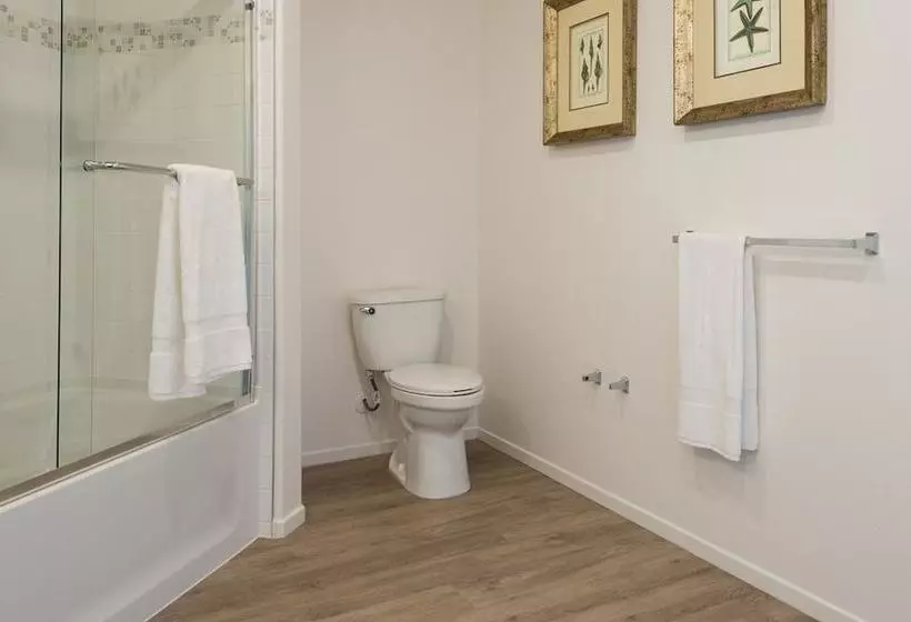 هتل Marina Del Rey Privilege