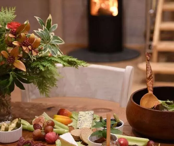 Netherton Farm Lodge