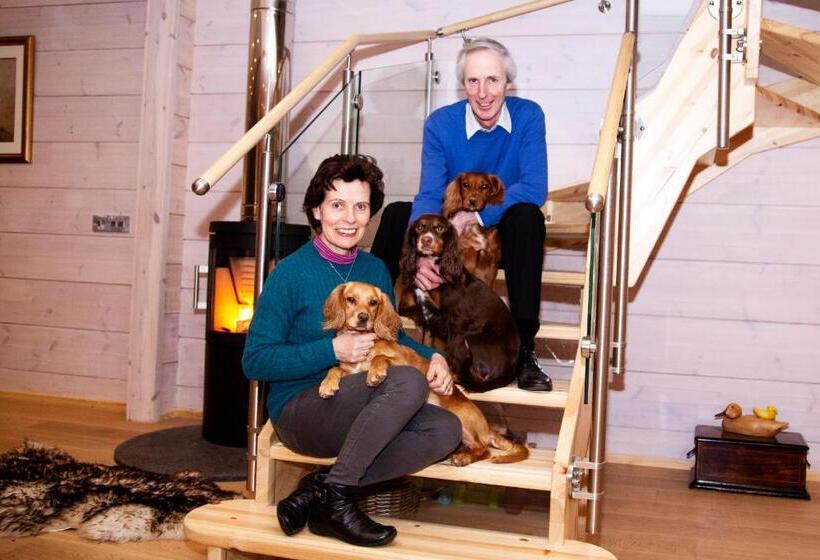 Netherton Farm Lodge