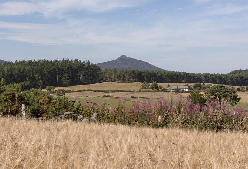 Netherton Farm Lodge