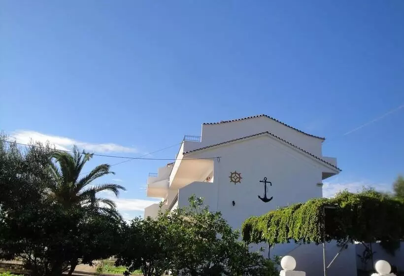 Ocean Front Studios 77