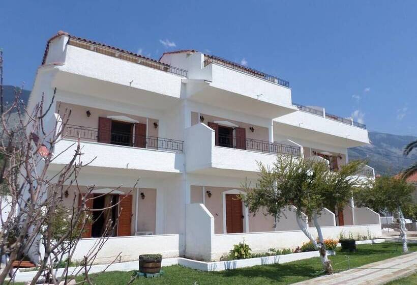 Ocean Front Studios 77