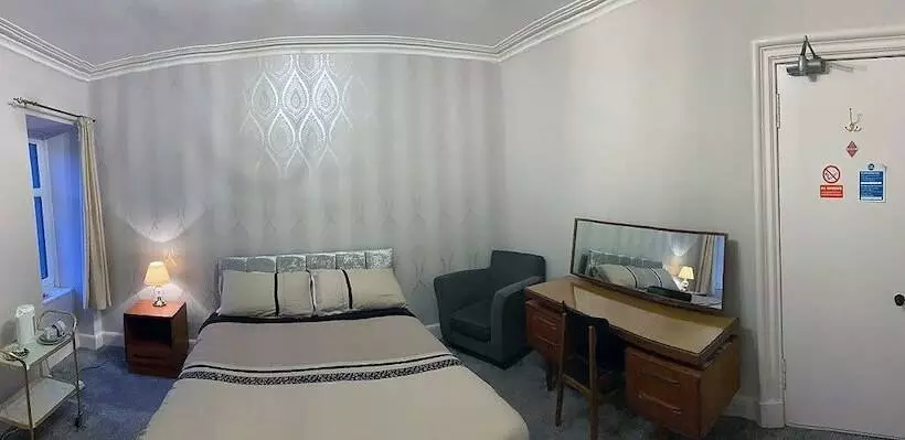 ペンション Dunrigh Guest House