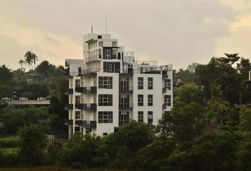 Sky 14 Hotel Apartments