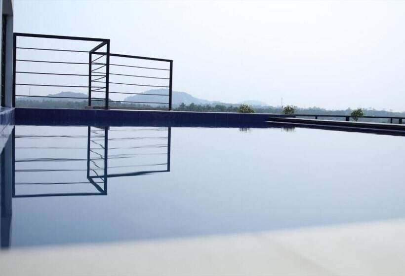 Sky 14 Hotel Apartments