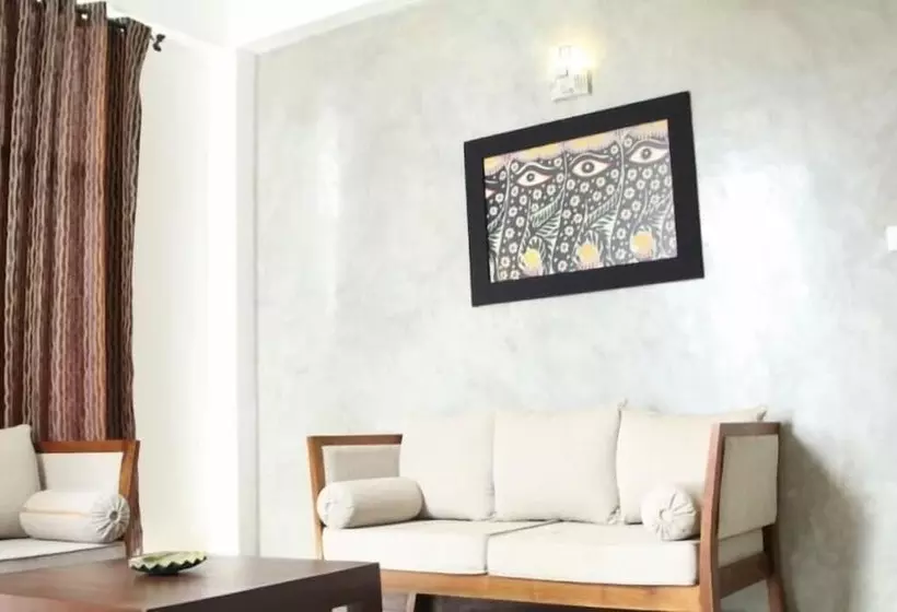 Sky 14 Hotel Apartments