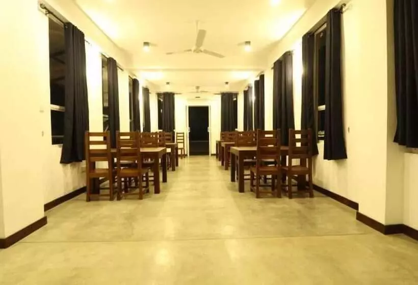 Sky 14 Hotel Apartments