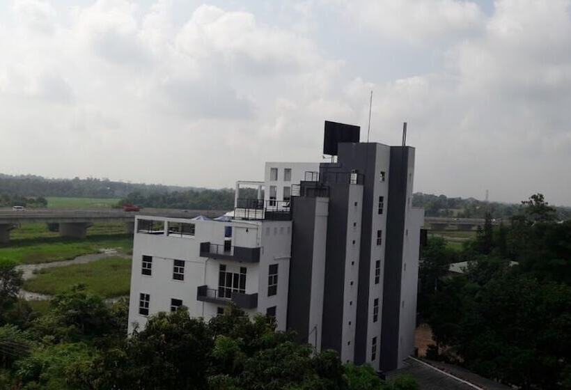 Sky 14 Hotel Apartments