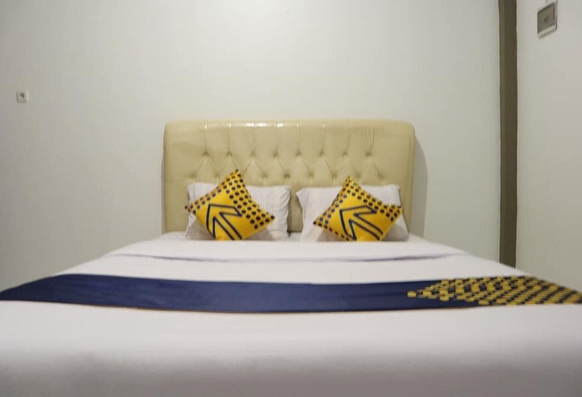 Spot On 1772 Hotel Penginapan Cemara Syariah