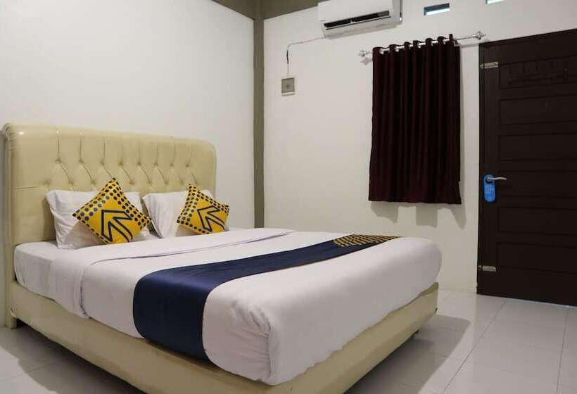 Spot On 1772 Hotel Penginapan Cemara Syariah