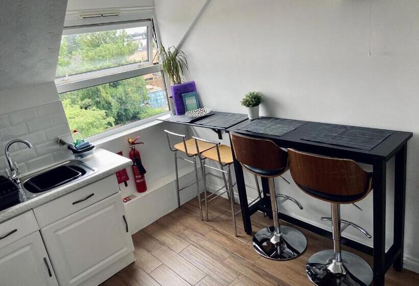 West Bridgford Classy 2bed Flat