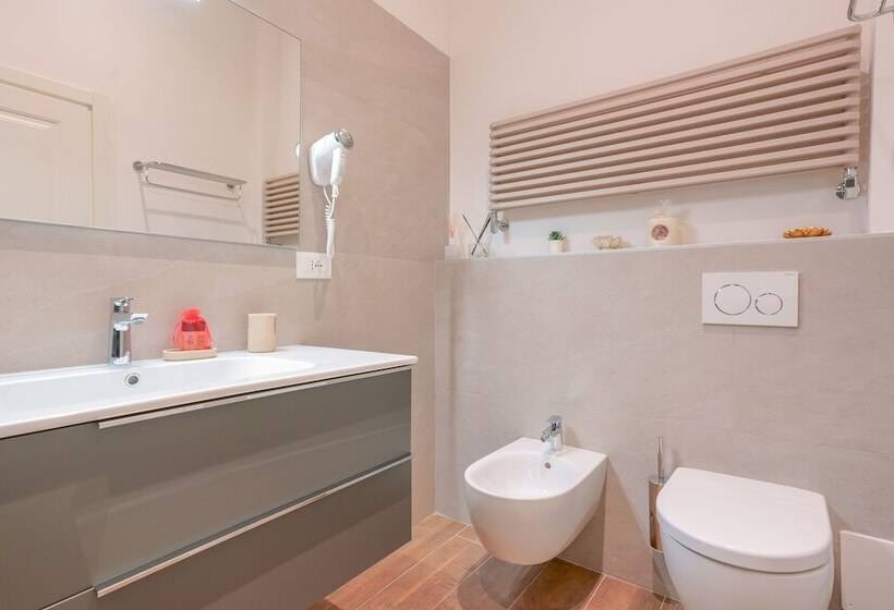 تختخواب و صبحانه Attico Di Via D'azeglio