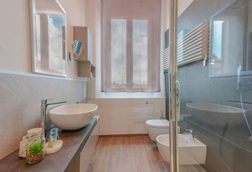 تختخواب و صبحانه Attico Di Via D'azeglio