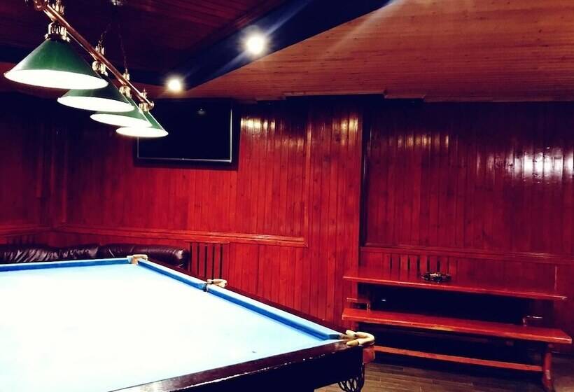 簡易ホテル Aristokrat