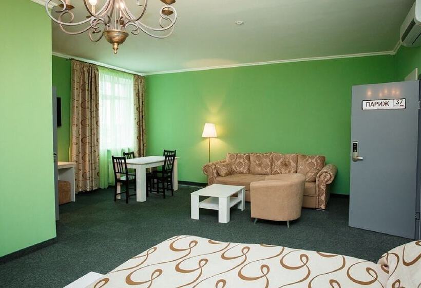 簡易ホテル Raketa