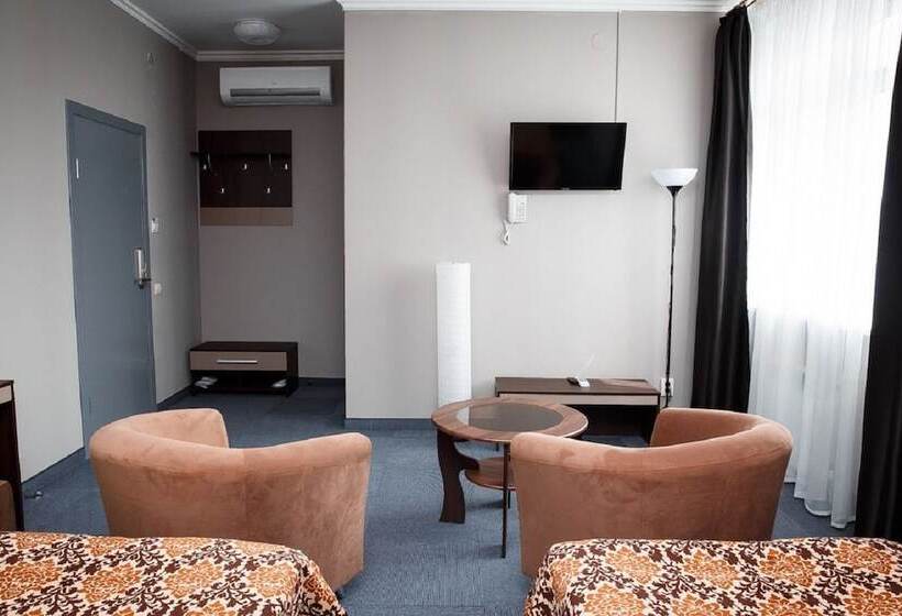 簡易ホテル Raketa