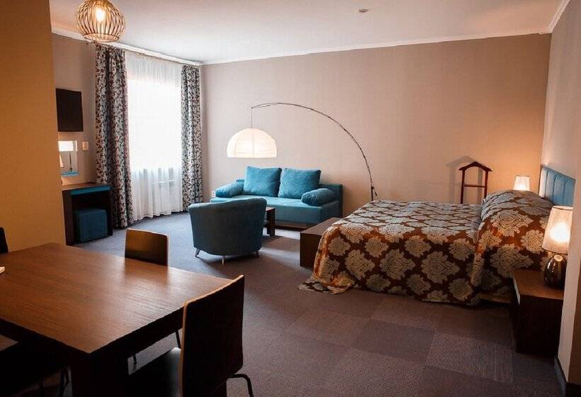 簡易ホテル Raketa