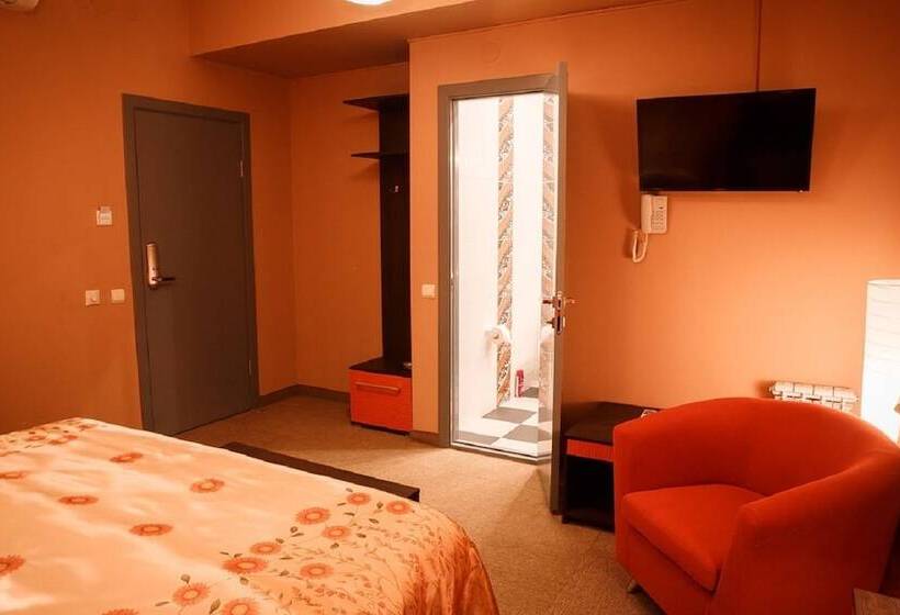 簡易ホテル Raketa