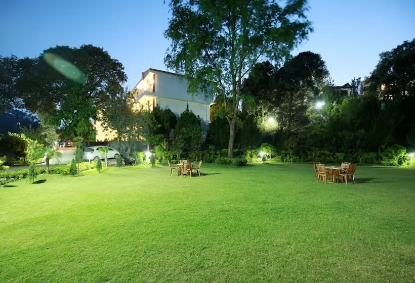 Hotelli 7heaven Bhimtal