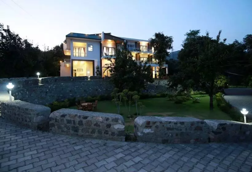 Hotelli 7heaven Bhimtal