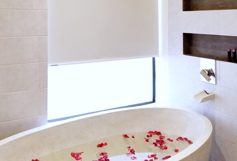 هتل Angkor Siesta Villa