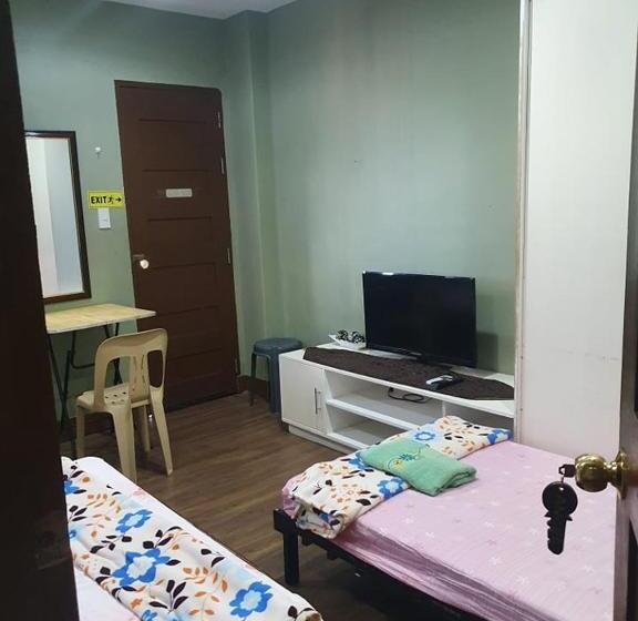 Hotel Aa Travellers Pad