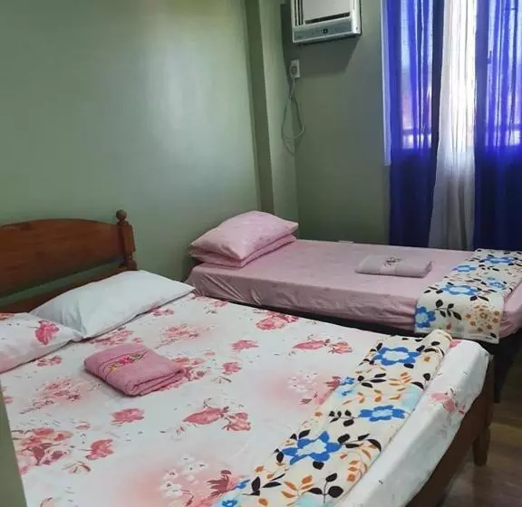 ホテル Aa Travellers Pad