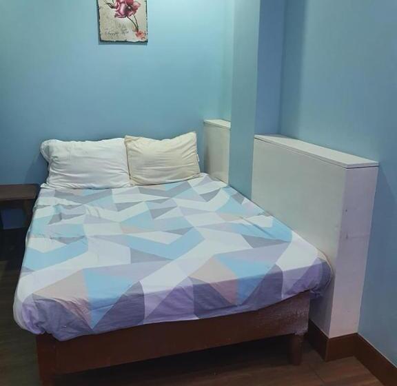 Hotel Aa Travellers Pad