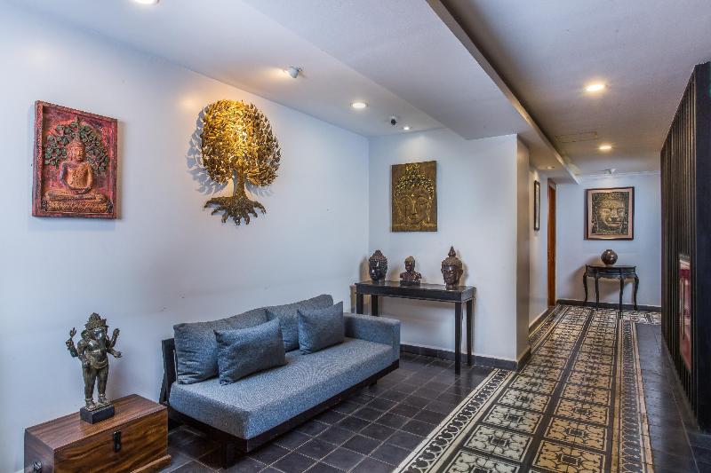 هتل People By The Community