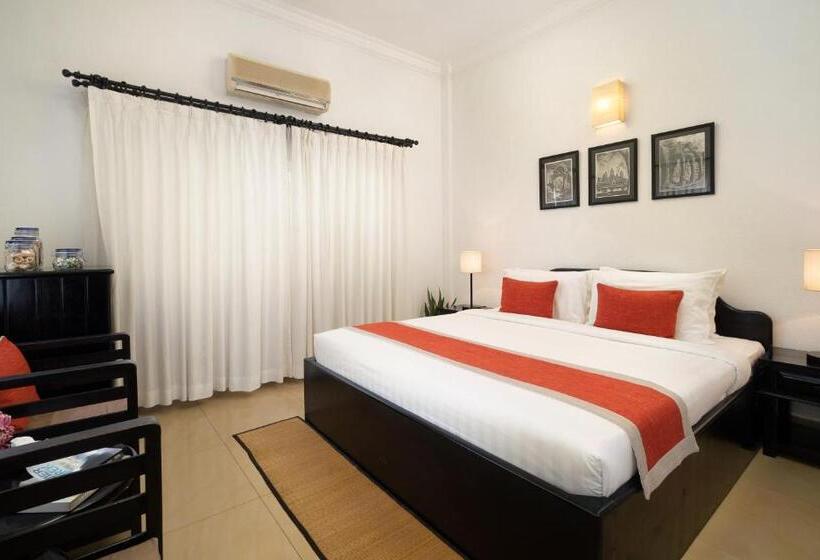 هتل People By The Community