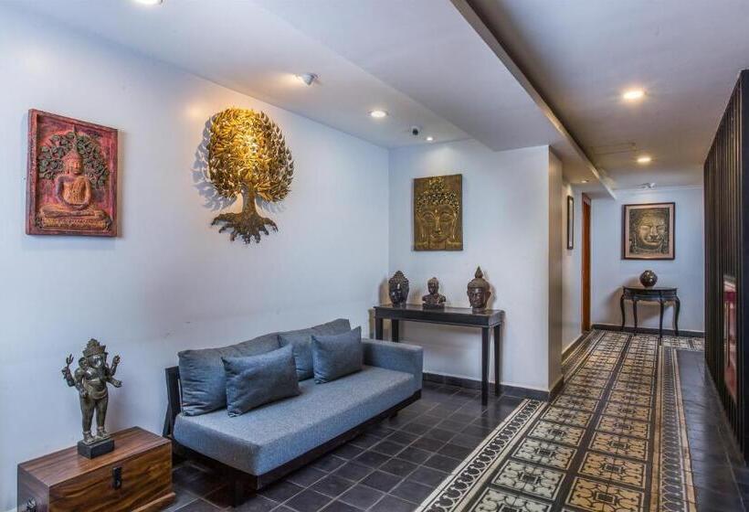 هتل People By The Community