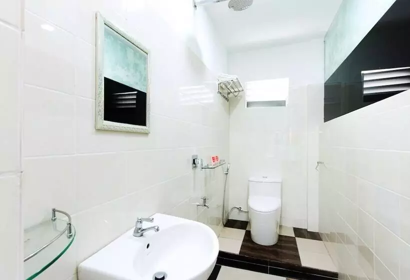 Hotelli Weng Bee Guest House By Oyo Rooms