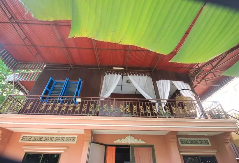 پانسیون Manuelaeric Homestay