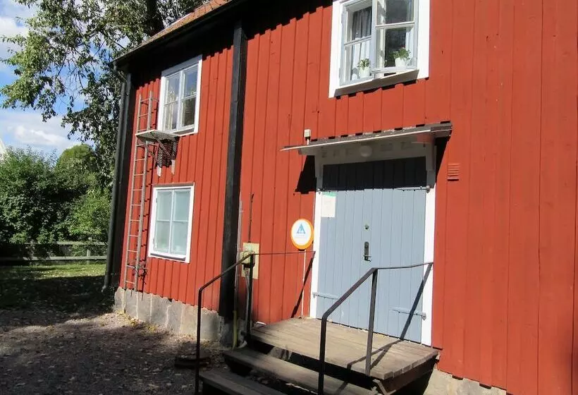 Vandrarhemmet Mangelgården   Hostel