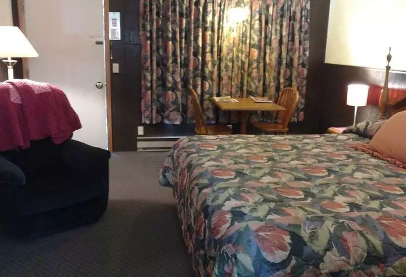 Crossroads Motel And Cabins