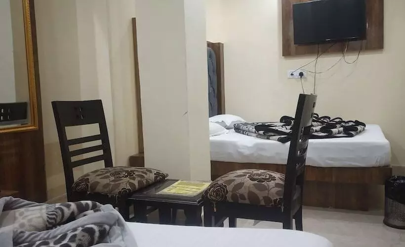 هتل Adb Rooms Pk International
