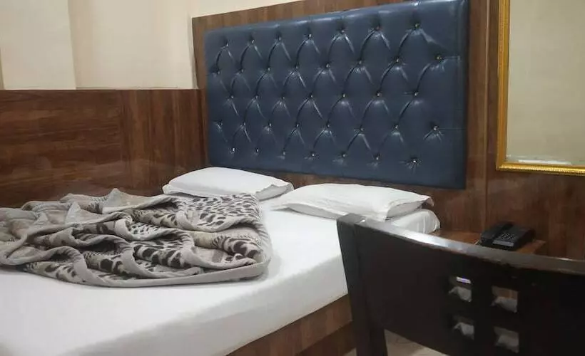 هتل Adb Rooms Pk International