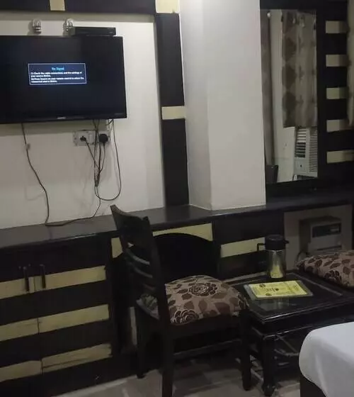 هتل Adb Rooms Pk International