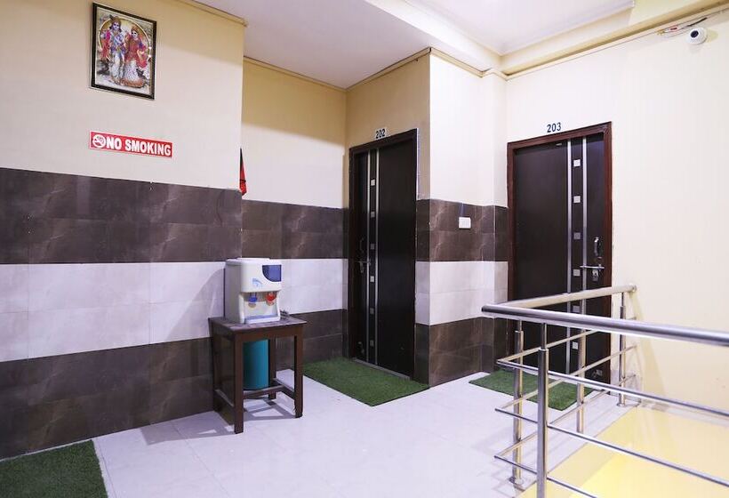 호텔 Kanchan Palace By Oyo Rooms