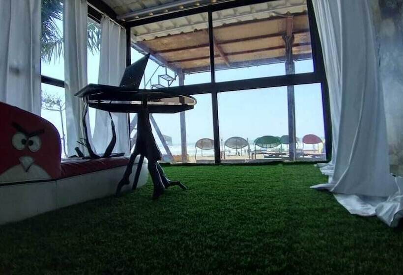 هتل R K Beach Cottage