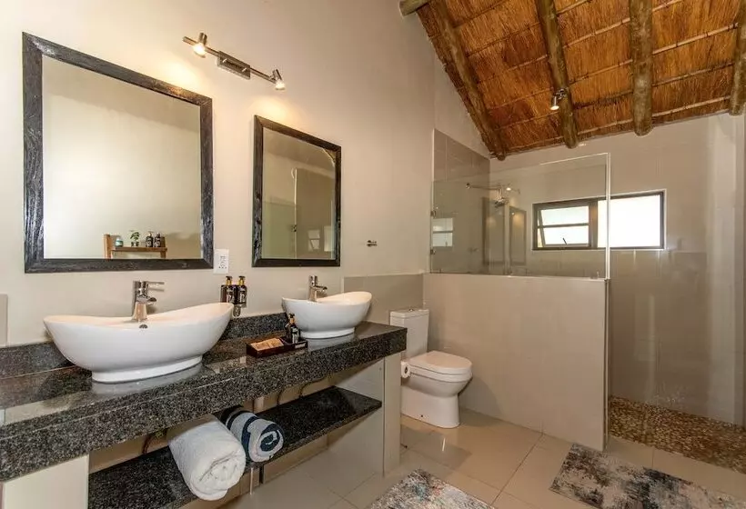 ホテル Tomo Safari Lodge