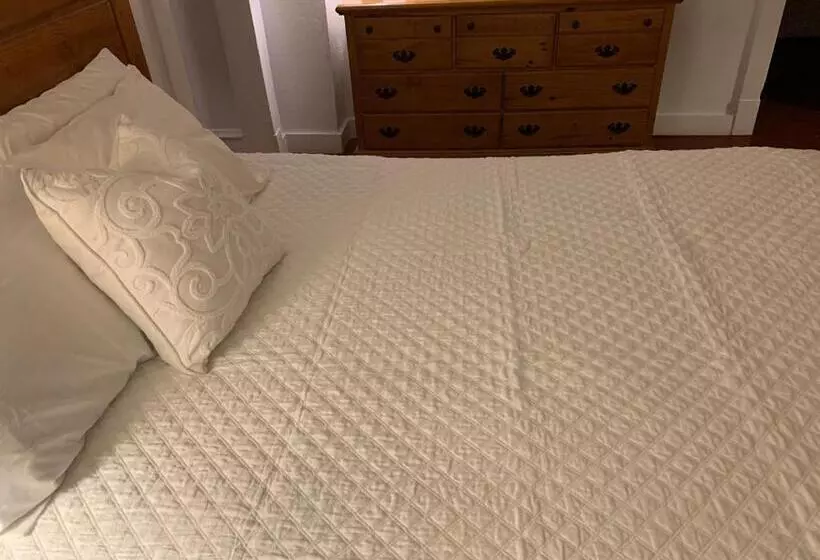 Historic Whiting Hotel Suites